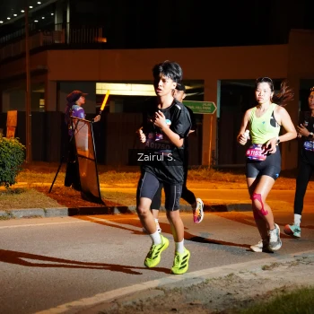 Runner Photo 3716625