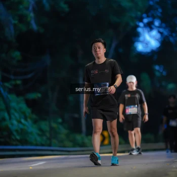 Runner Photo 3716633
