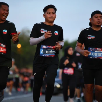 Runner Photo 3716641