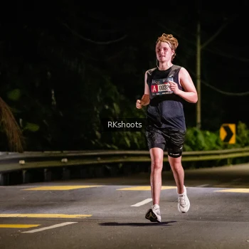 Runner Photo 3716642