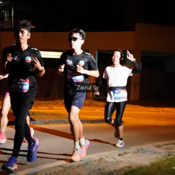 Runner Photo 3716646
