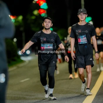 Runner Photo 3716664