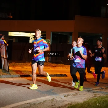 Runner Photo 3716666
