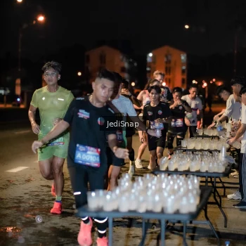 Runner Photo 3716684