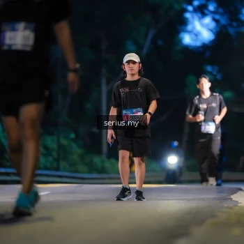 Runner Photo 3716687