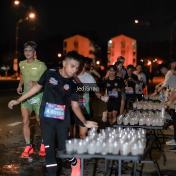 Runner Photo 3716689