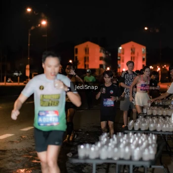 Runner Photo 3716707