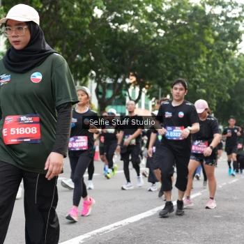 Runner Photo 3716745
