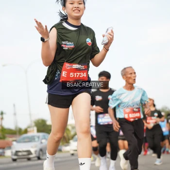 Runner Photo 3716754