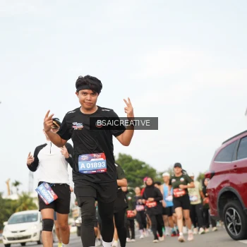 Runner Photo 3716775