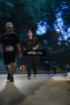 Runner Photo 3716792