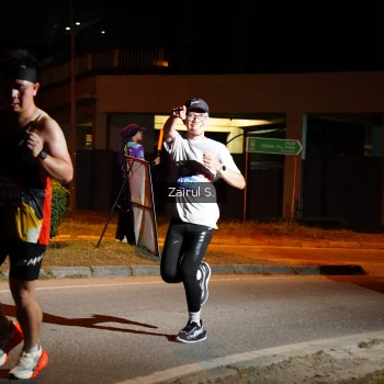 Runner Photo 3716794