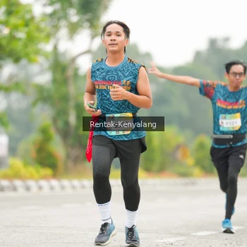 Runner Photo 3716796