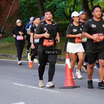 Runner Photo 3716813