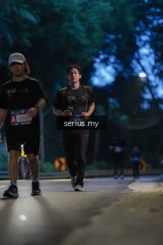 Runner Photo 3716827