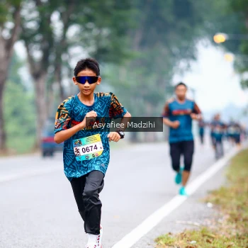 Runner Photo 3716829