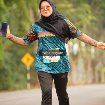 Runner Photo 3716891