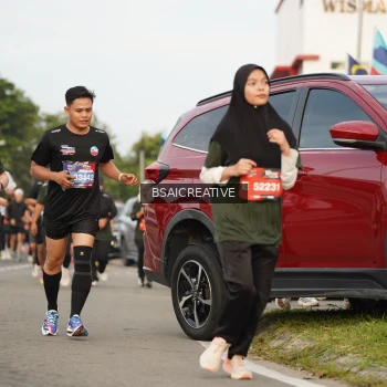 Runner Photo 3716894