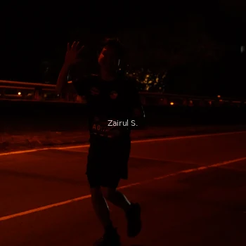 Runner Photo 3716913