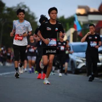 Runner Photo 3716920