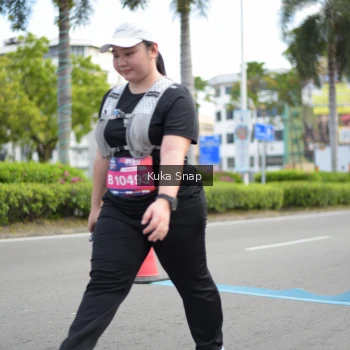 Runner Photo 3716921