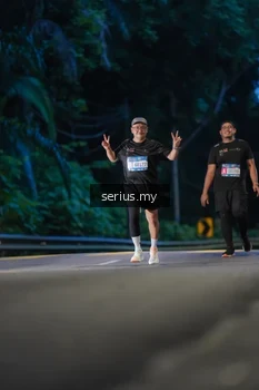 Runner Photo 3716931