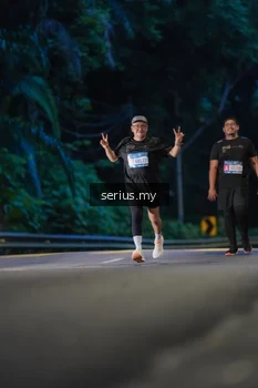 Runner Photo 3716939