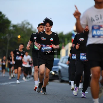 Runner Photo 3716969