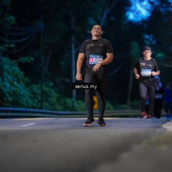 Runner Photo 3717017