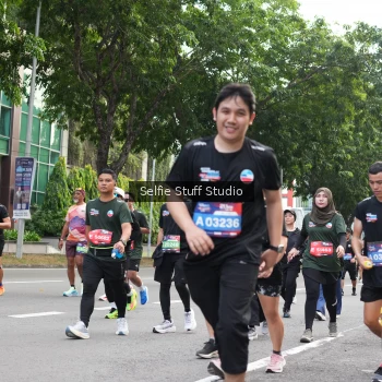 Runner Photo 3717031