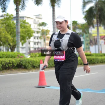 Runner Photo 3717098
