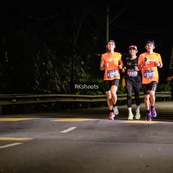 Runner Photo 3717103