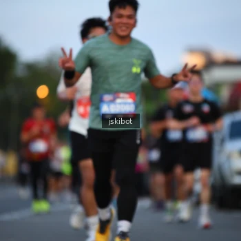 Runner Photo 3717185