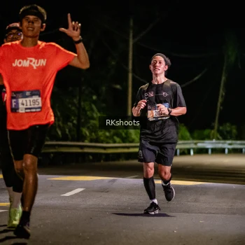 Runner Photo 3717197