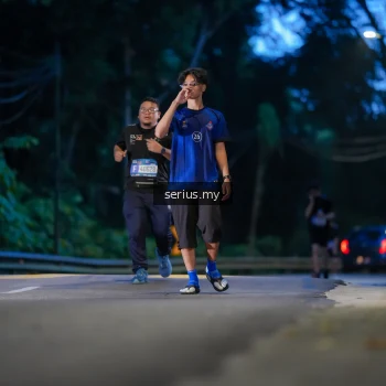 Runner Photo 3717336