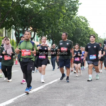 Runner Photo 3717389
