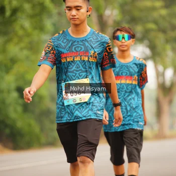 Runner Photo 3717433