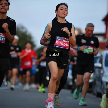 Runner Photo 3717449