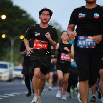 Runner Photo 3717485