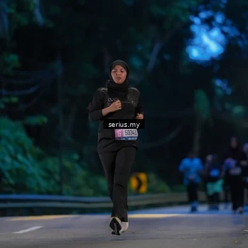 Runner Photo 3717500