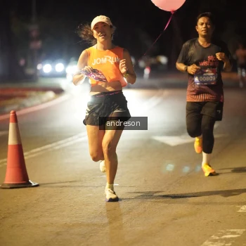 Runner Photo 3717513