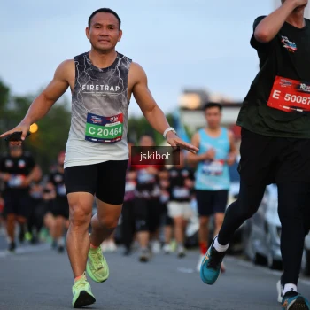 Runner Photo 3717539