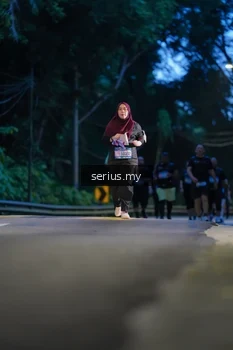 Runner Photo 3717544