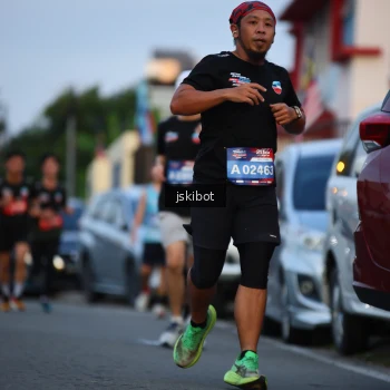 Runner Photo 3717559