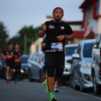 Runner Photo 3717560