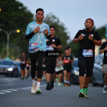 Runner Photo 3717571