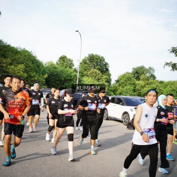Runner Photo 3717601