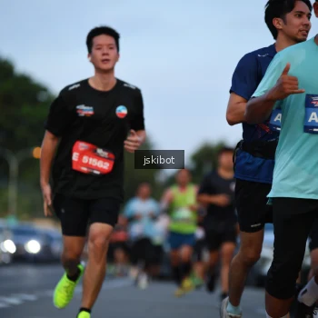 Runner Photo 3717620