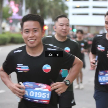 Runner Photo 3717628
