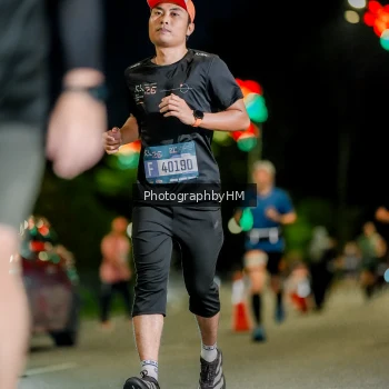 Runner Photo 3717645